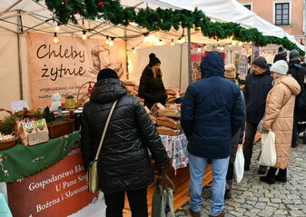 Stoisko wystawiennicze na Jarmarku Bożonarodzeniowym